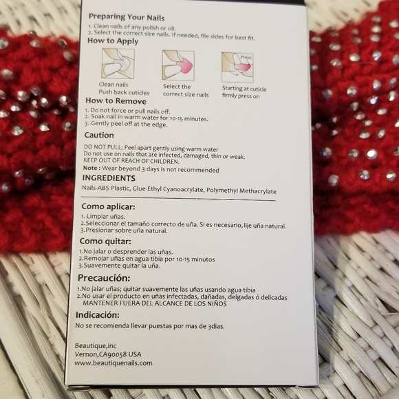 3/$25♥️ Toe Nails Press & Go Red Design Toe Nails New - Picture 5 of 5